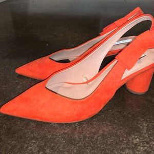 Zara Orange Slingback Heel Sz 40 fits like a US 9